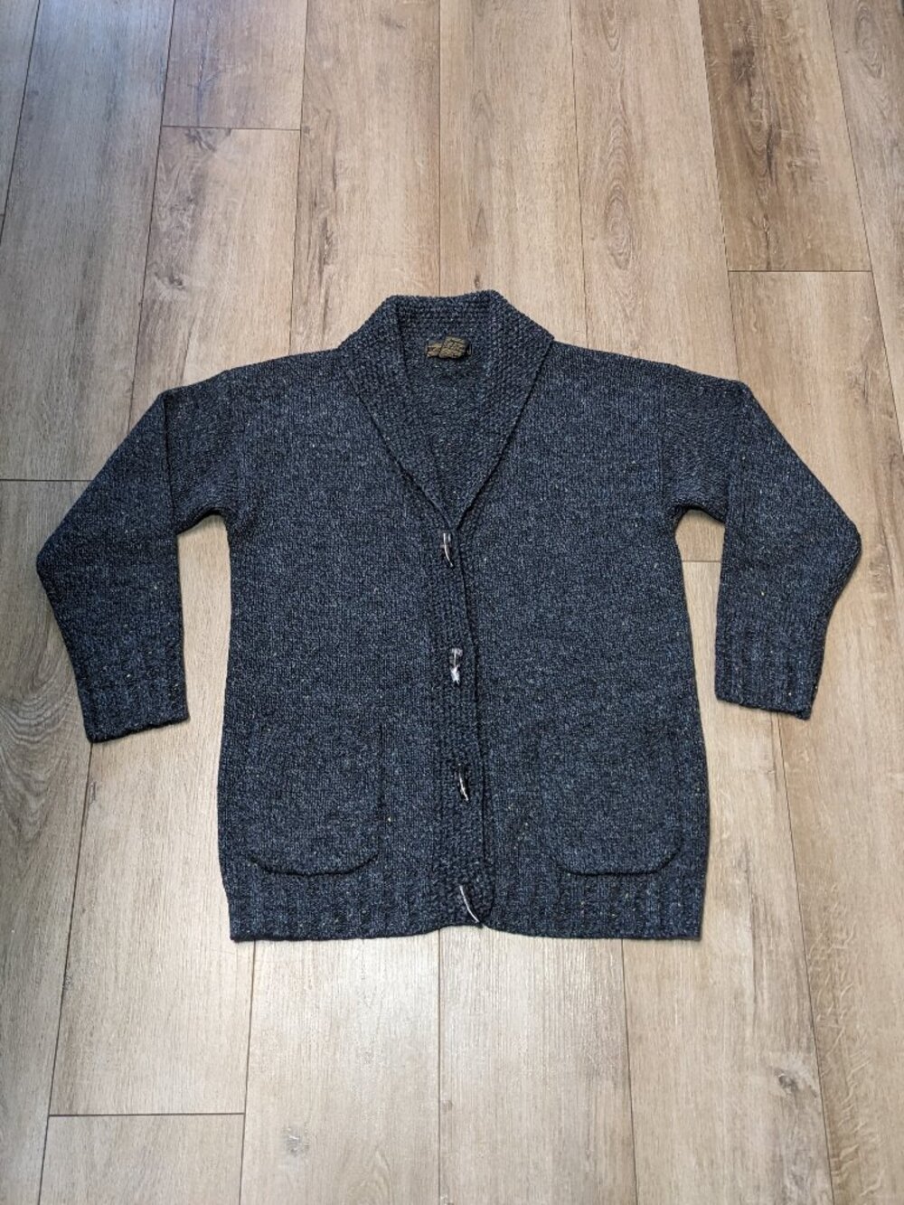 Eddie Bauer Womens 100% Wool Gray Cardigan Sweater Buttons Pockets SP